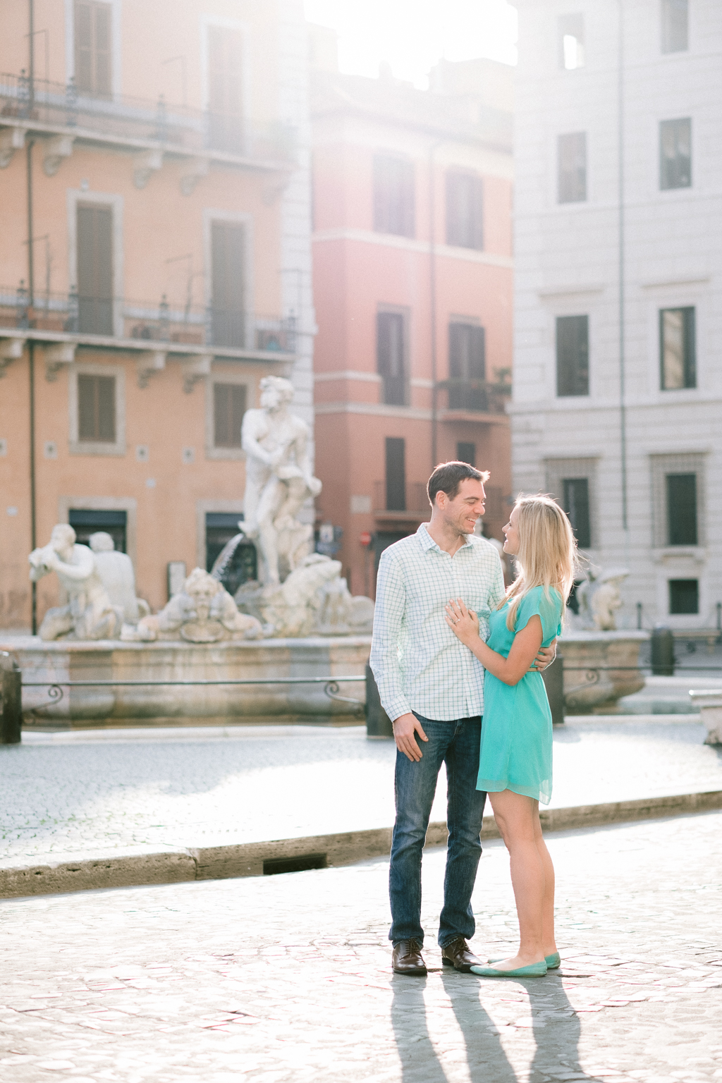 Fotografo Roma – Foto di coppia per le vie di Roma